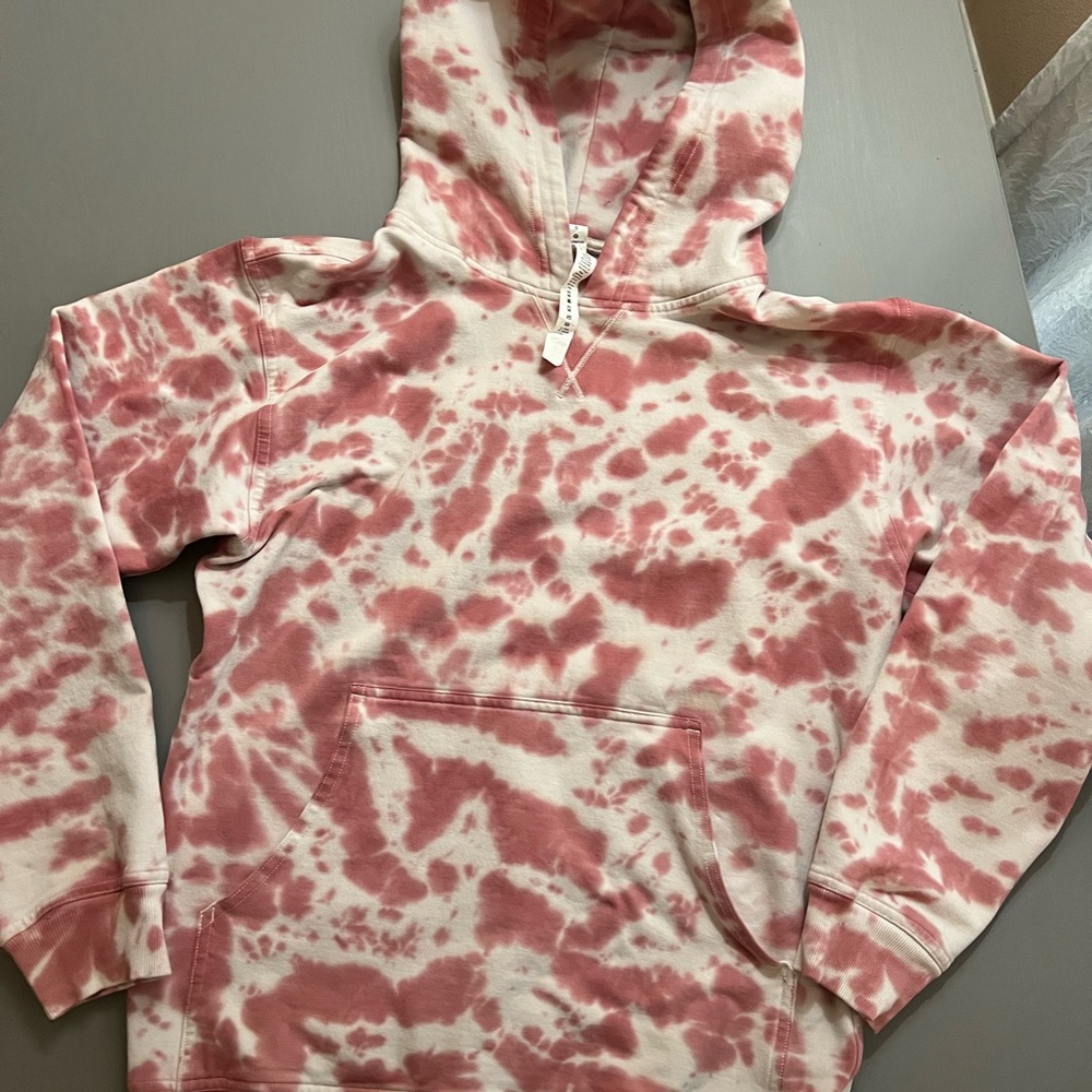 Lululemon women’s“All Yours”, Marmoleado Tie-Dye Brier Rose Hoodie